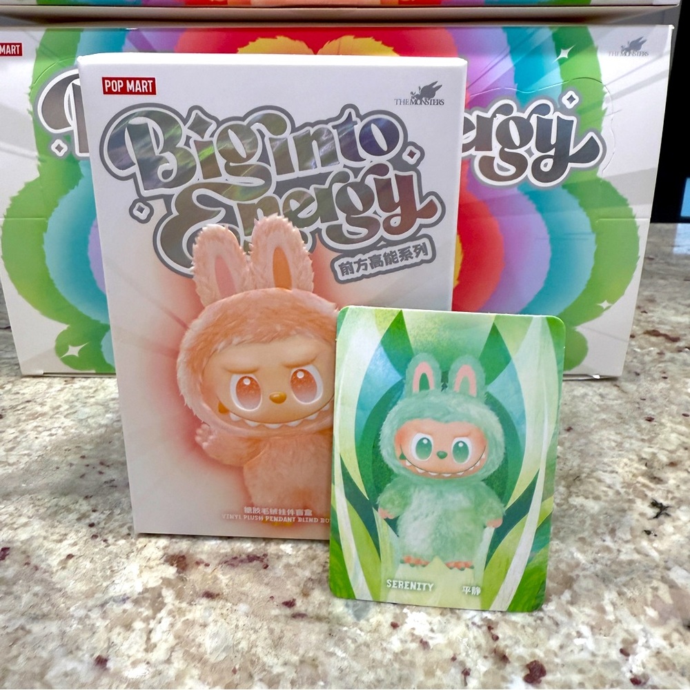 Pop Mart Big into Energy vinyl plush pendant - Serenity (green)